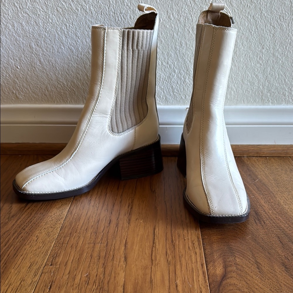 Sam Edelman Elegant Cream Ankle Boots